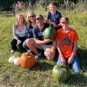 Meet your Posher, Kim